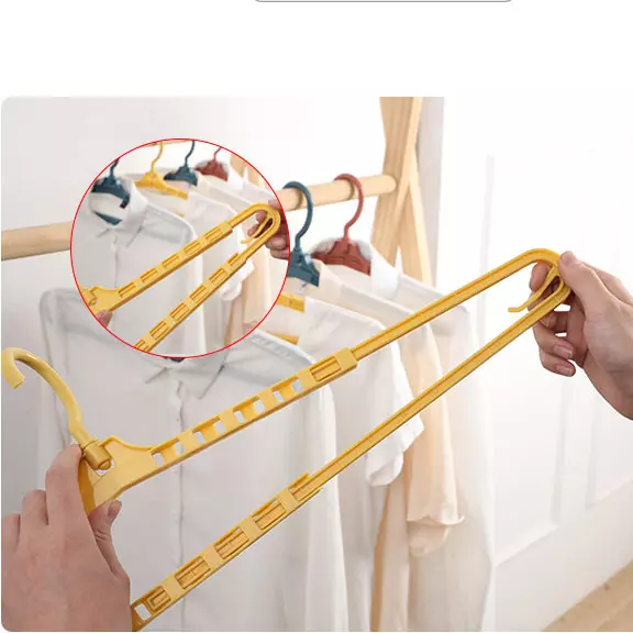 1 Pc – 360 Degree Shrinkable Hangers For Clothes Swivel Hook Strong And Durable Clothes Hangers For Sheet Coats Pants (random Color)